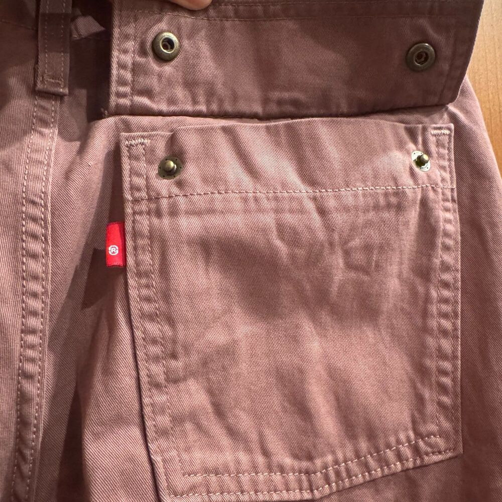 Levi's '94 Baggy Cargo Pants Mauve Pink Mid Rise Adjustable Hem 27x30 NWT - Picture 11 of 16